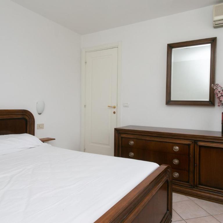N033 - Numana, bilocale con meraviglioso terrazzo sul mare - Apartment with Sea View - 14