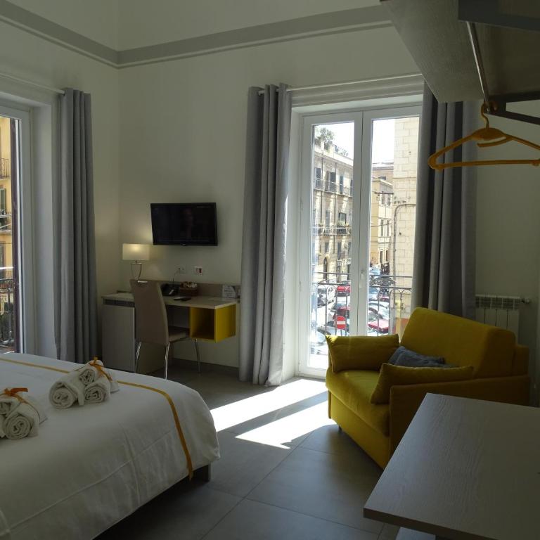 Le Quattro Stagioni - Rooms & Suites - Superior Double or Twin Room with City View - 1