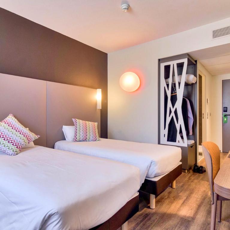 Campanile PRIME - Saint Jean de Luz - Chambre Lits Jumeaux Standard - 2
