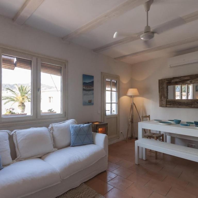 Lets Holidays Charming fisherman house with terrace - Casa de 4 dormitorios - 20