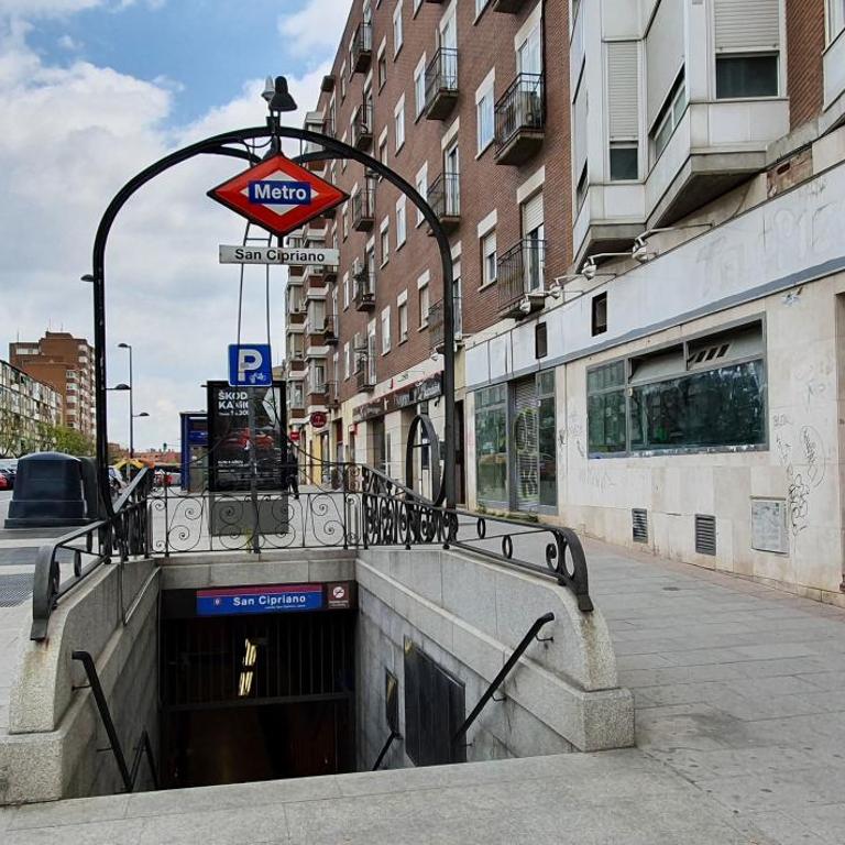 Residencial en Madrid ALQUILER DE CORTA ESTANCIA NO TURISTICO - Two-Bedroom Apartment - 32