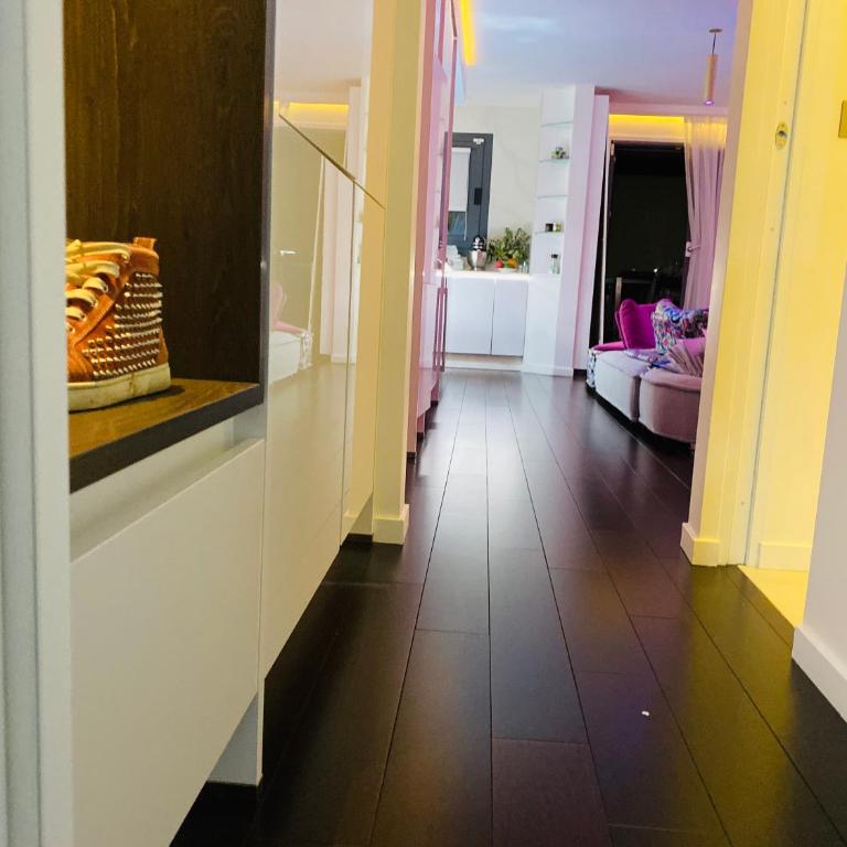 BEAUTIFUL PLACE WITH BREATHTAKING PRIVATE ROOFTOP TERRACE 210m2 IN CITY OF LOVE PARIS - Appartement 2 Chambres - 29