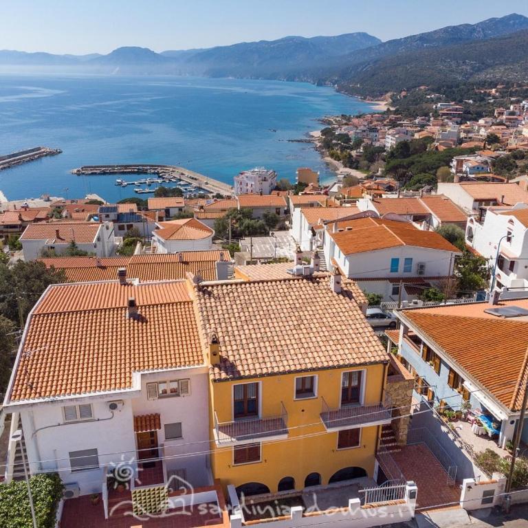 CASA CON VISTA MARE - Casa con 3 Camere da Letto - 32