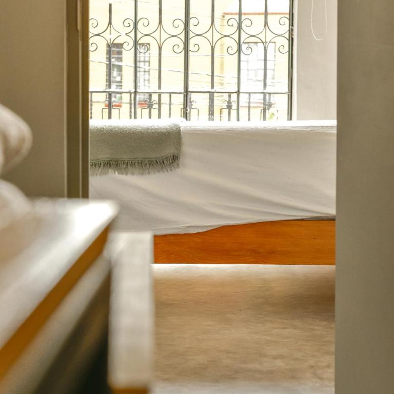 Casa Melgar - Double Room with Balcony - 6