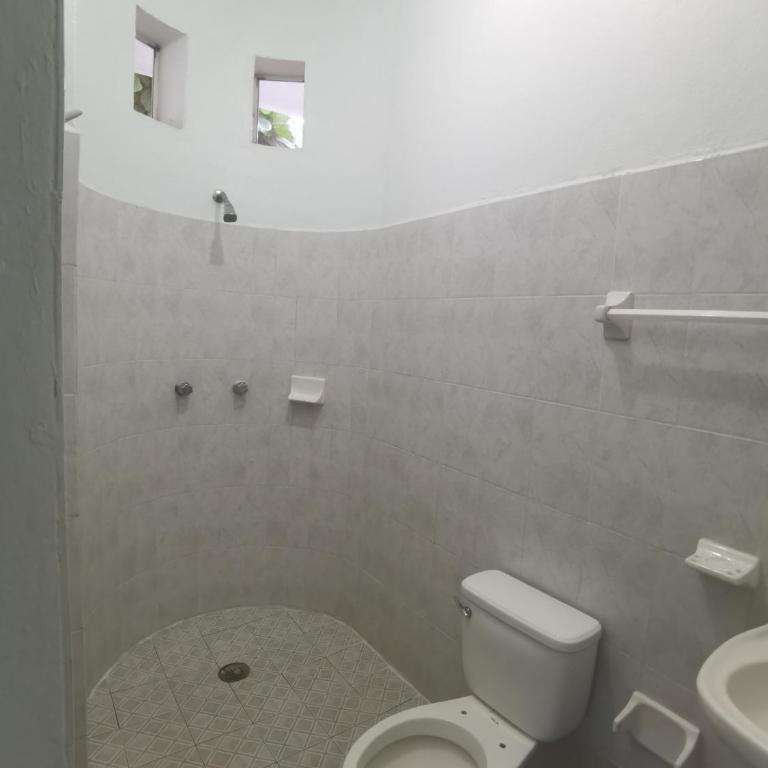 Hotel Gamito - Habitación Doble con baño privado - 2 camas - 3