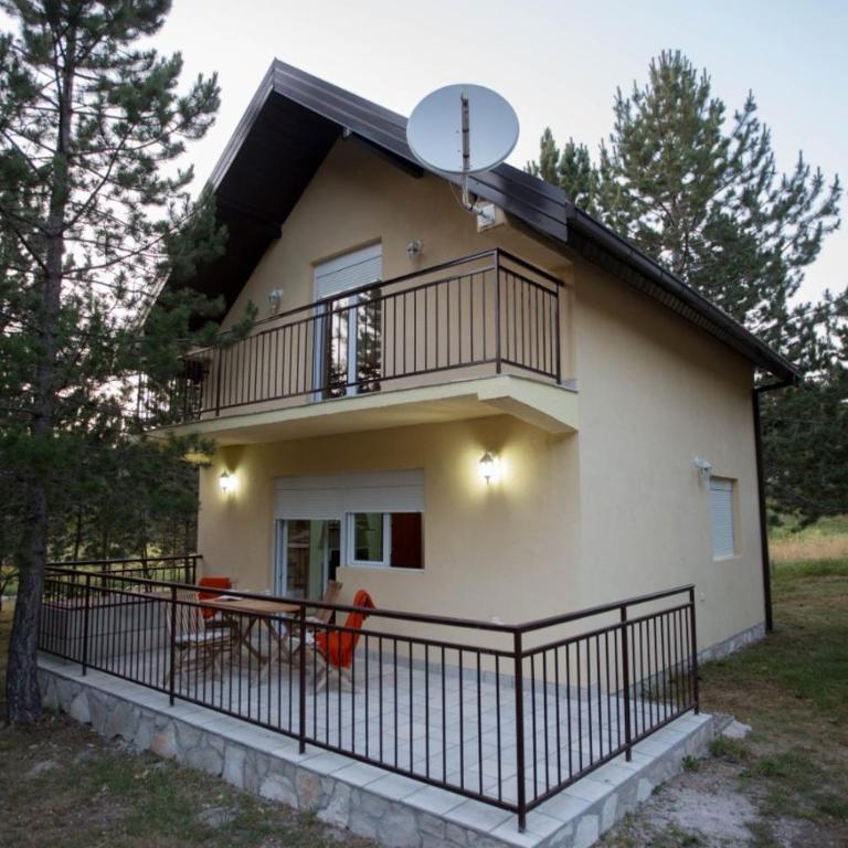 Vikendica Galiot - Kuća sa 2 Spavaće Sobe - 1