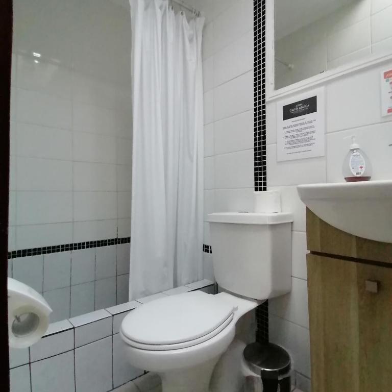 Hostal Caleta Abarca - Habitación Doble Estándar con baño privado - 7