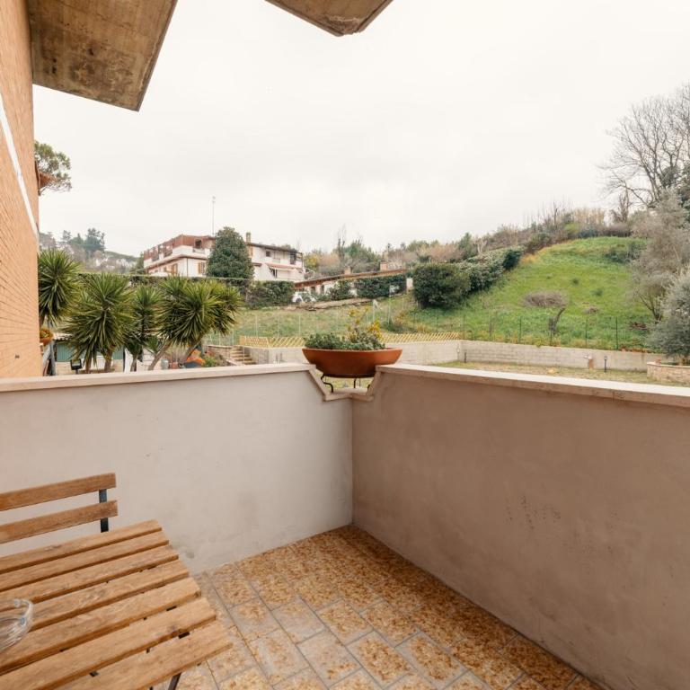 B&B Papa Leone Countryrooms - Camera Tripla con Balcone - 7