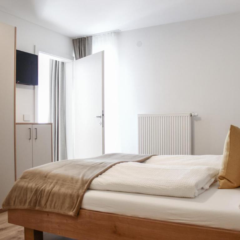 Apartments Rainer - Two-Bedroom Apartment - 29
