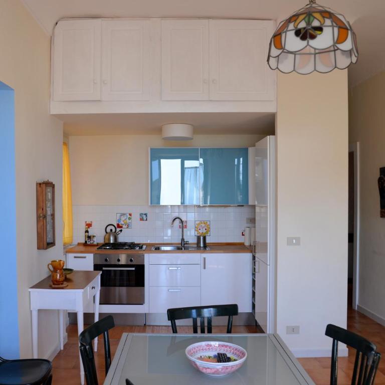 Casa Naumachie Relax in a safe and wonderful place - Three-Bedroom Apartment - 22