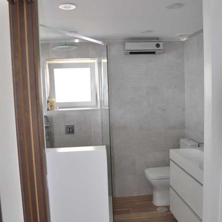 Magnifique appartement avec une incroyable vue sur mer - Two-Bedroom Apartment - 5
