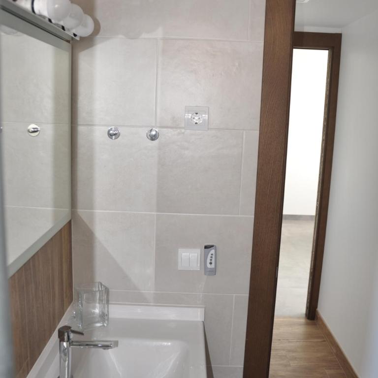 Magnifique appartement avec une incroyable vue sur mer - Two-Bedroom Apartment - 10