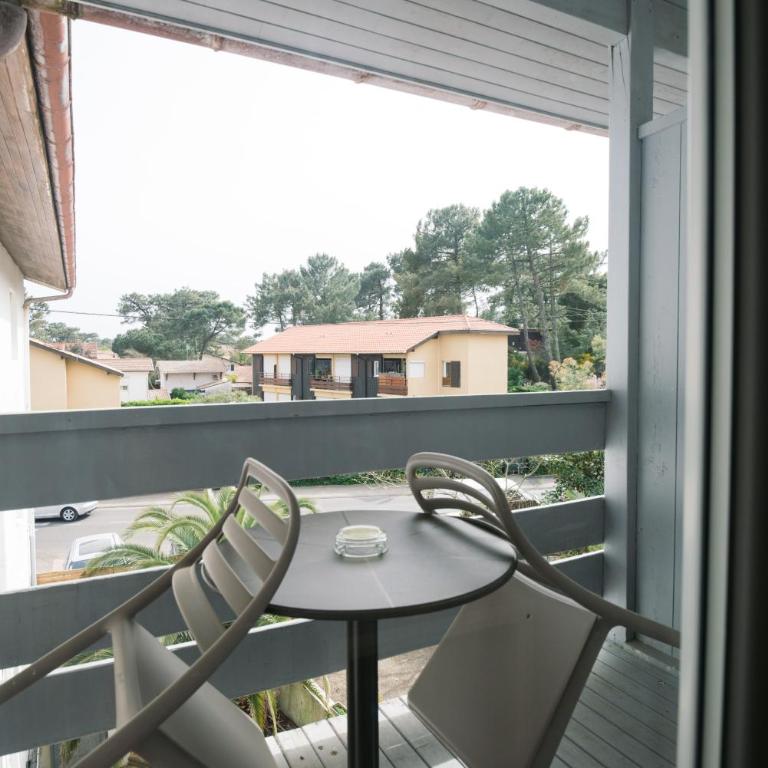 Cit'Hotel du Cap - Chambre Double Confort - Vue sur Jardin - 1