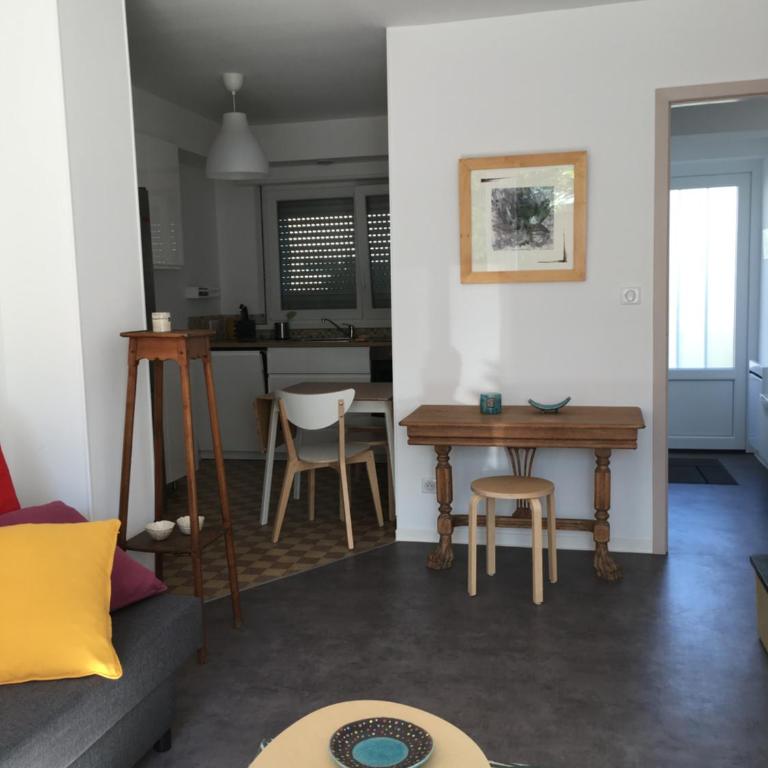 Pyramides, maison de ville de charme 6pers, 2 Chambres, terrasse - Two-Bedroom House - 2
