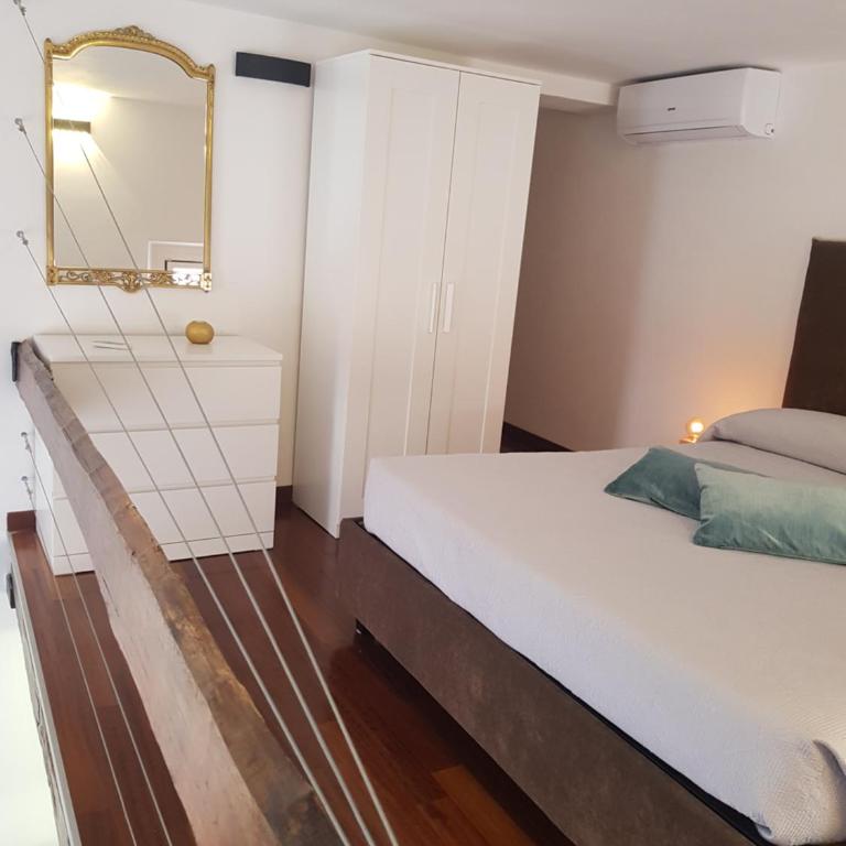 Clementinam Suite Colosseum - Appartamentino su 2 Livelli - 28