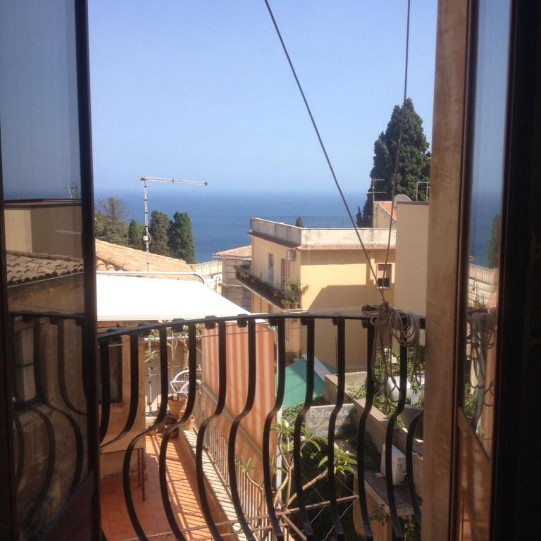 Casa Naumachie Relax in a safe and wonderful place - Three-Bedroom Apartment - 6