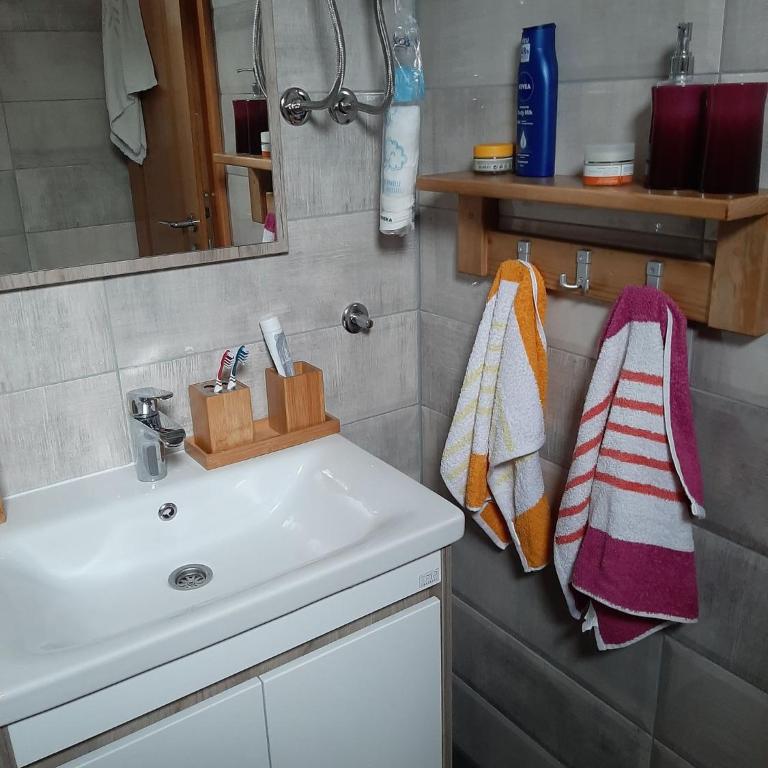 ENNI - Two-Bedroom House - 24