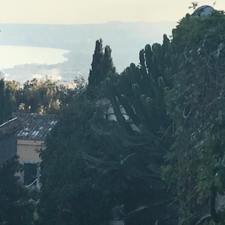 Casa Naumachie Relax in a safe and wonderful place - Three-Bedroom Apartment - 10