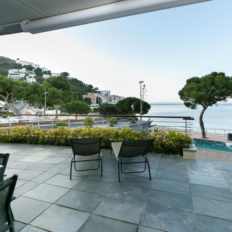 V007 - CANYELLES MAR - Roses - Apartamento - 22