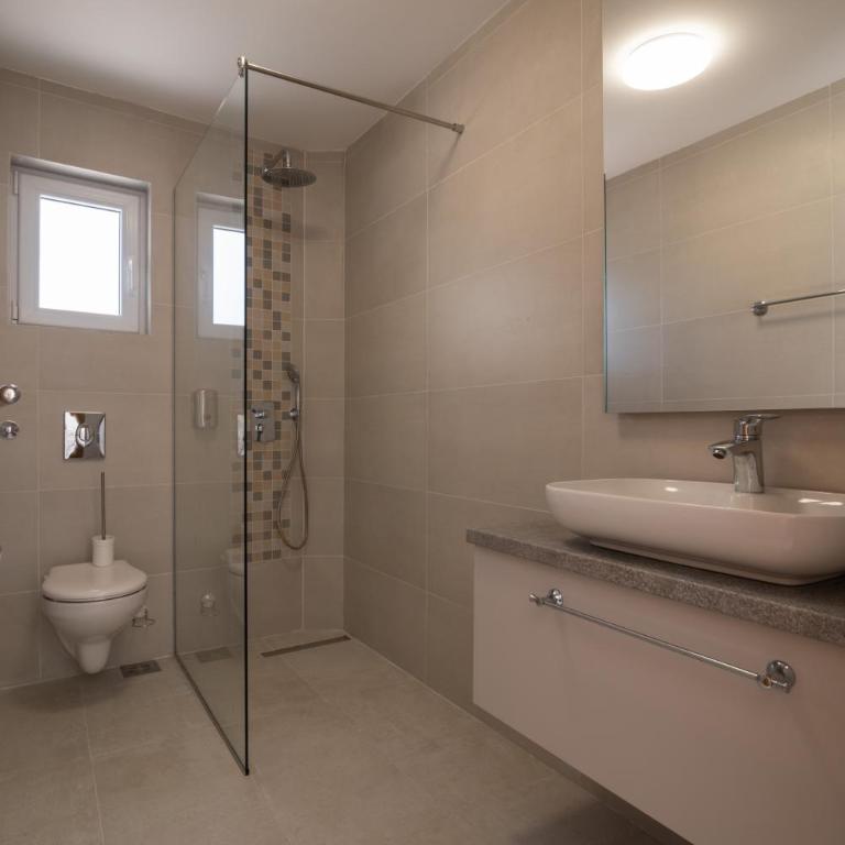 SYMPHONY - Deluxe Family Suite - 18