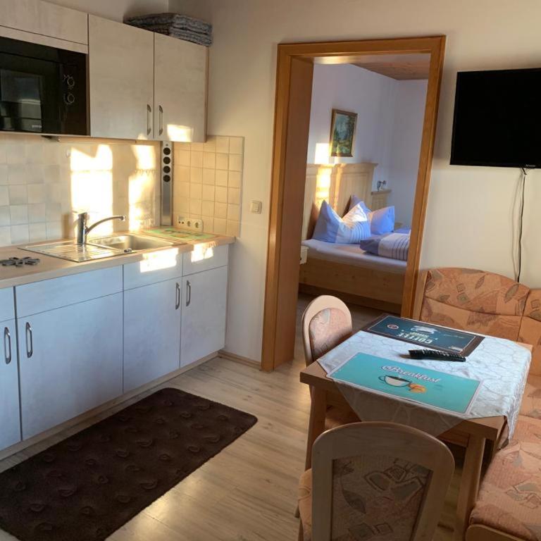 Gästehaus Brigitte - Apartment mit 1 Schlafzimmer - 16