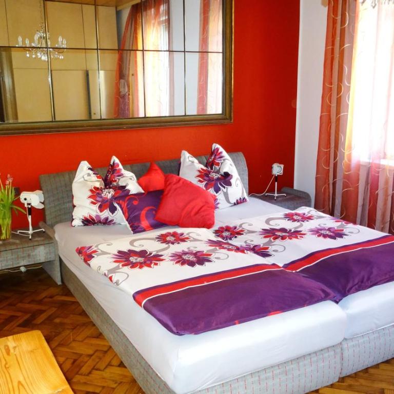 Haus Piber - Apartment mit 3 Schlafzimmern und Terrasse - 3
