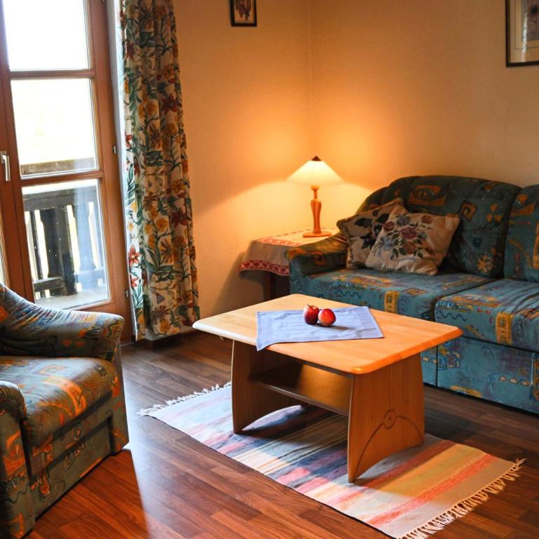 Hallmooshof - Apartment mit 1 Schlafzimmer und Balkon - 2