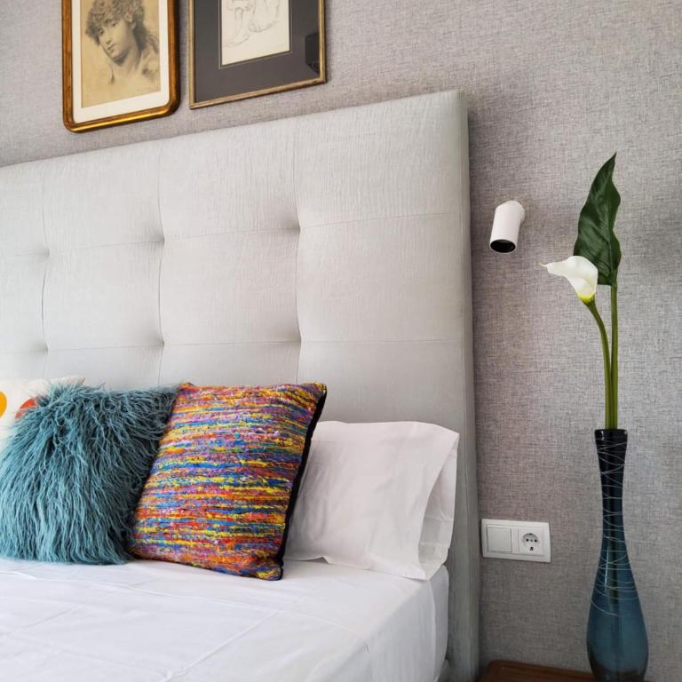Ático esquinero muy soleado con la terraza de 50 m2 - Apartamento de 2 dormitorios - 5