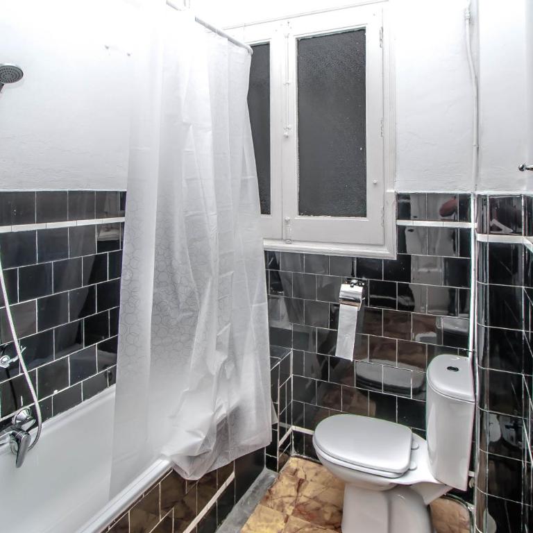 Rotaret - Double Room with Shared Bathroom - 10