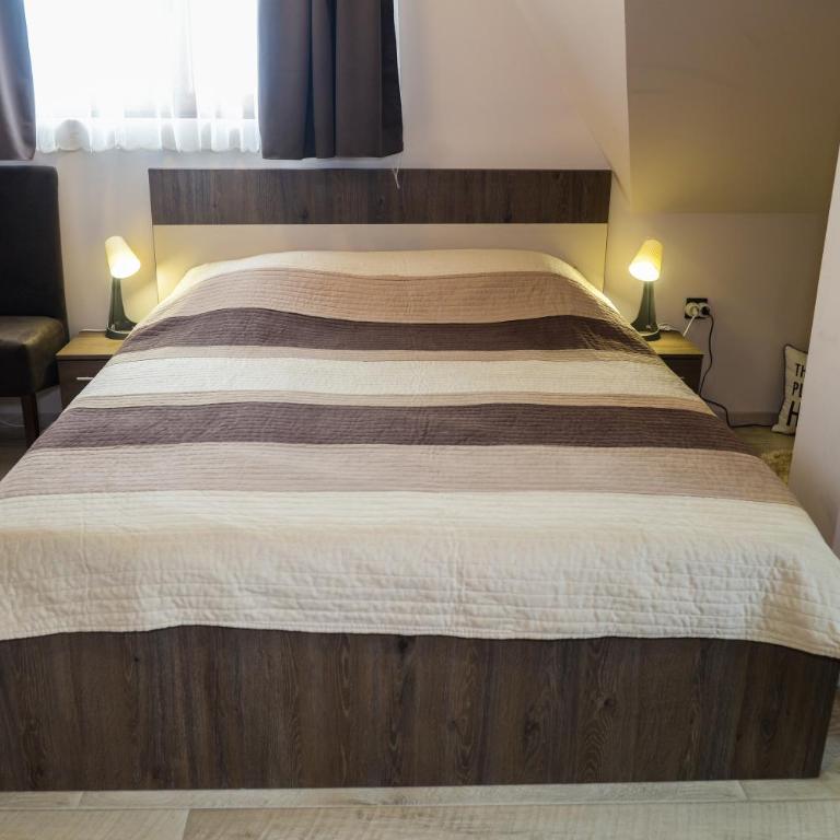 Apartman Milmari Idila - One-Bedroom Apartment - 1