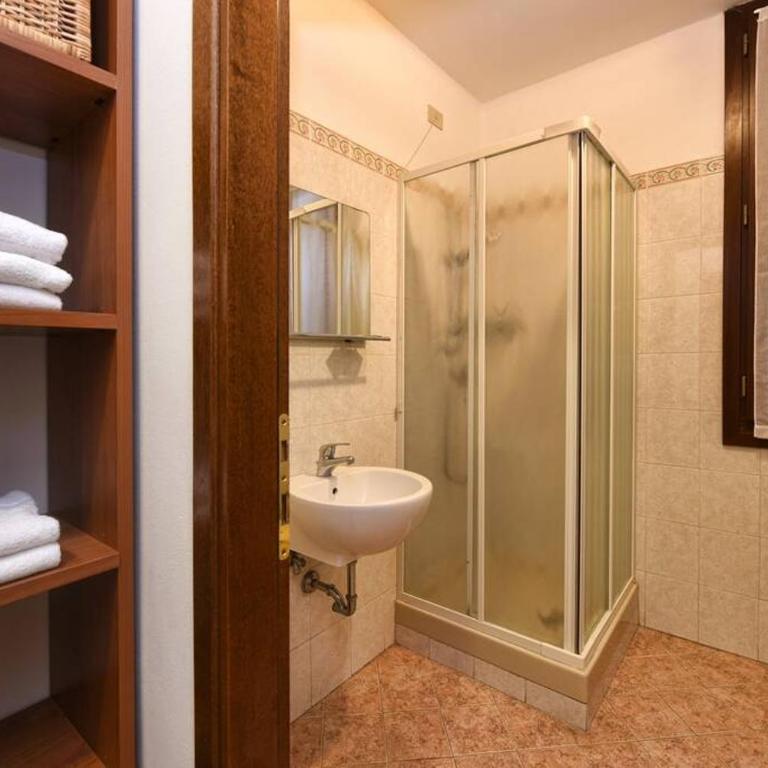 Leoncini with a wonderful canal view - One-Bedroom Apartment - 25