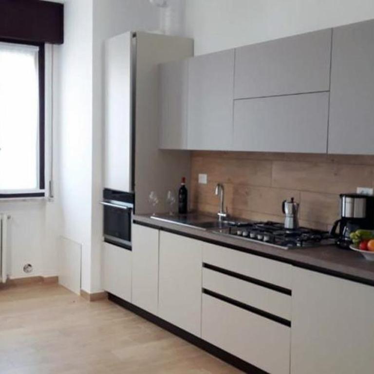 Cabà Holiday Bardolino Colombo - Appartamento con 2 Camere da Letto - 2