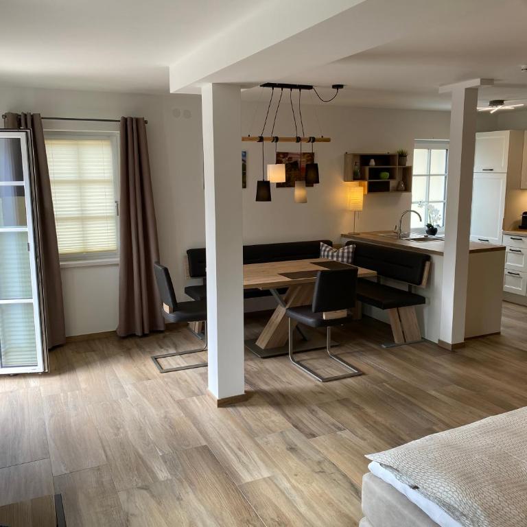 Im Kurpark - Apartment mit Blick auf die Berge - 13