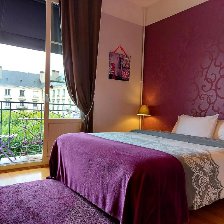 Hotel Mondial - Chambre Lit King-Size avec Balcon - 1