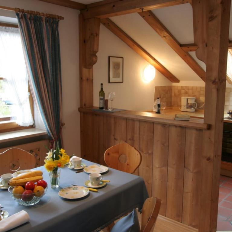 Ferienwohnung Aschauer - Apartment with Balcony - 8