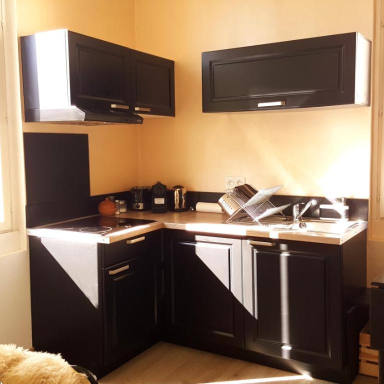 By Gwen - le Jaurès - One-Bedroom Apartment - 3