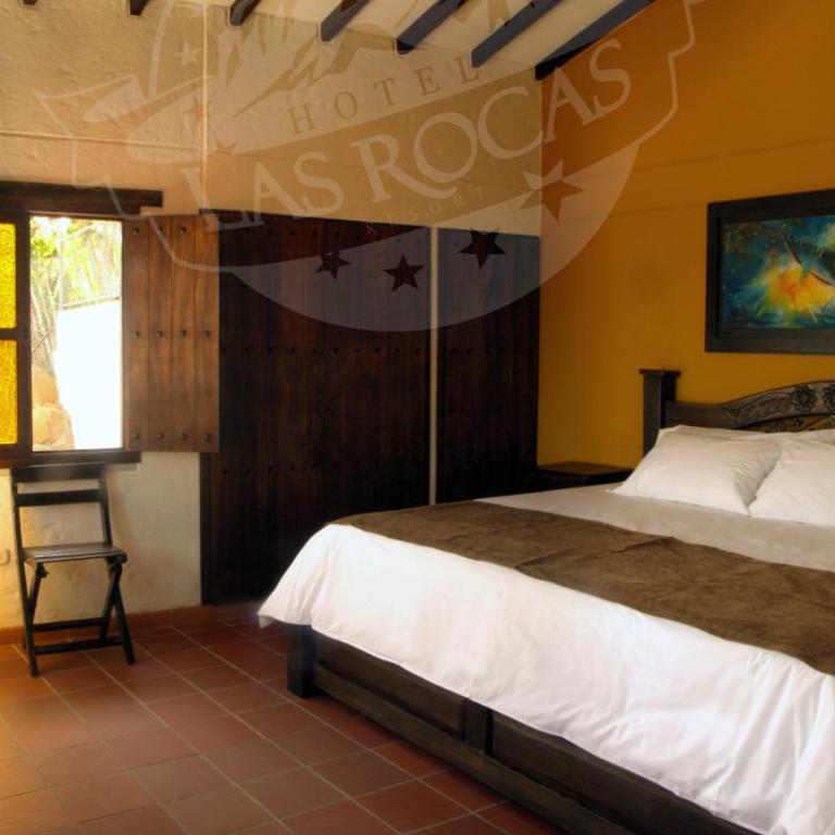 Hotel Las Rocas Resort Villanueva - Suite with Hot Tub - 4