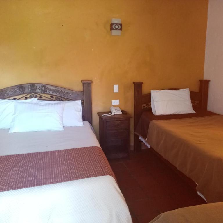 Hotel Las Rocas Resort Villanueva - Family Room with Balcony - 9