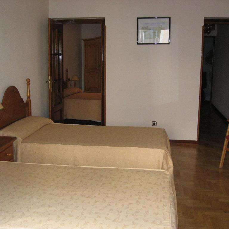 Hostal Maria Cristina - Habitación cuádruple - 1