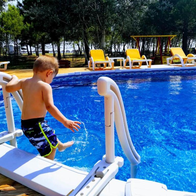 MCM Camping - Deluks Bungalov sa Pogledom na Vrt - 24