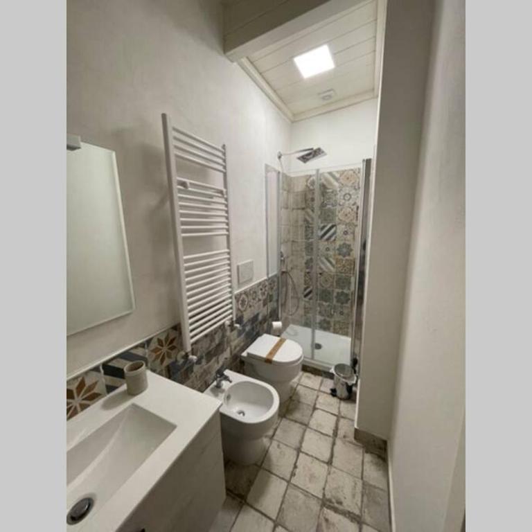 DOMUS TUSCIA APARTMENTS Via Estrema 2 - Appartamento con 2 Camere da Letto - 16