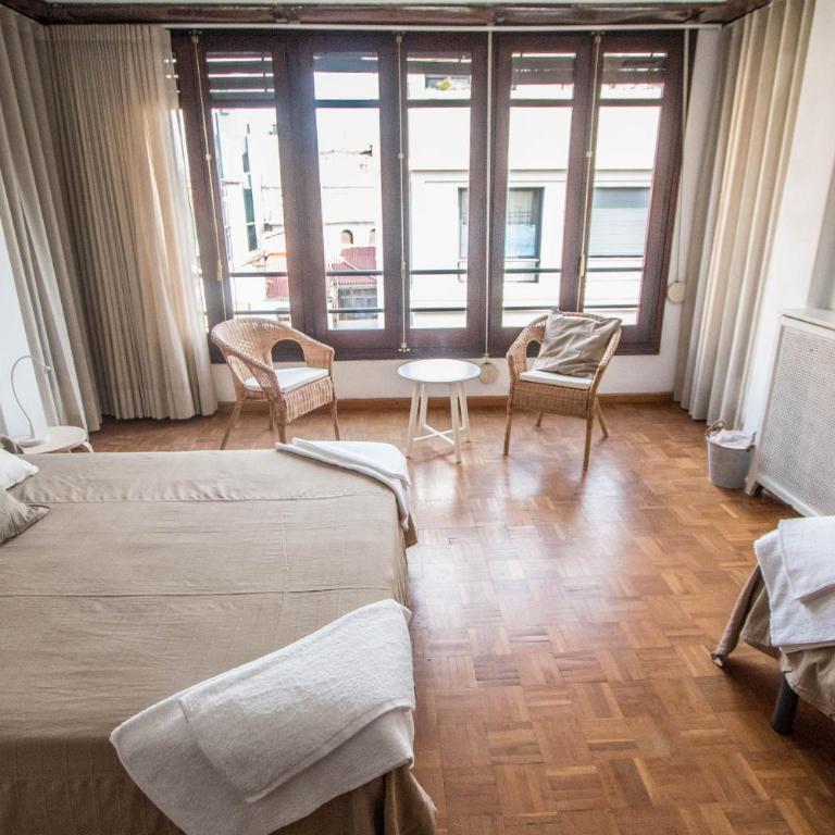 Rotaret - Triple Room with Shared Bathroom - 2