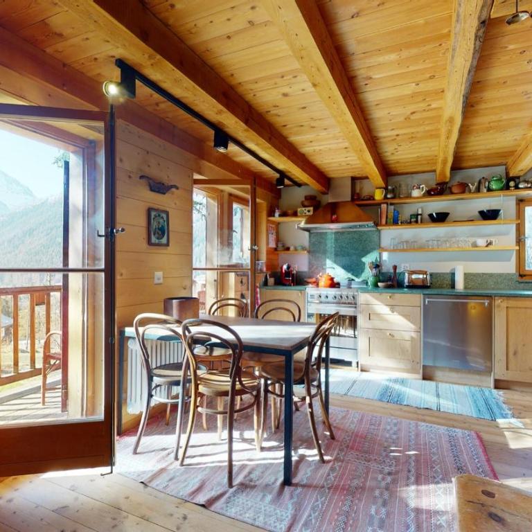 Idyllic chalet in Evolène, with view on the Dent Blanche and the mountains - Apartment - 3