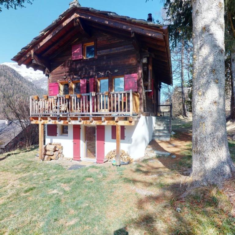 Idyllic chalet in Evolène, with view on the Dent Blanche and the mountains - Apartment - 25
