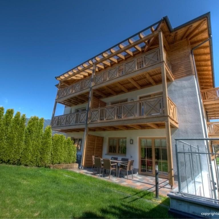 Residenz an der Burg by Kaprun Rentals - Luxuriöses Apartment mit 2 Schlafzimmern und Garten - 1