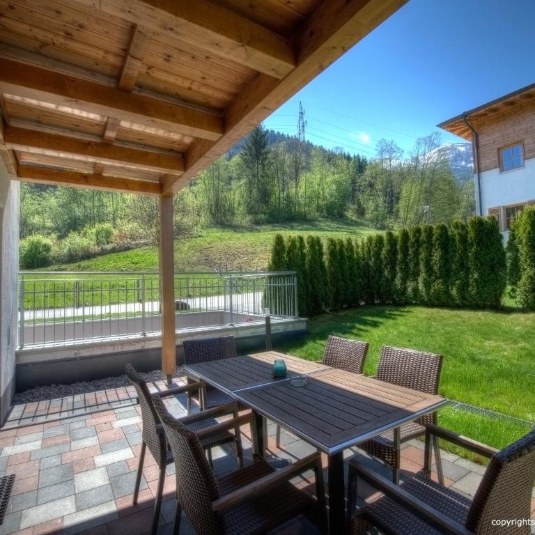 Residenz an der Burg by Kaprun Rentals - Luxuriöses Apartment mit 2 Schlafzimmern und Garten - 3
