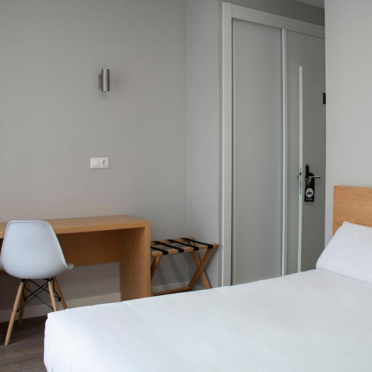 Alda Alborán Rooms - Habitación Triple - 3