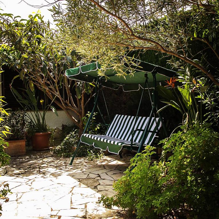 Casita blanca con fibra óptica y piscina cominutaria - Casa de 2 dormitorios - 7