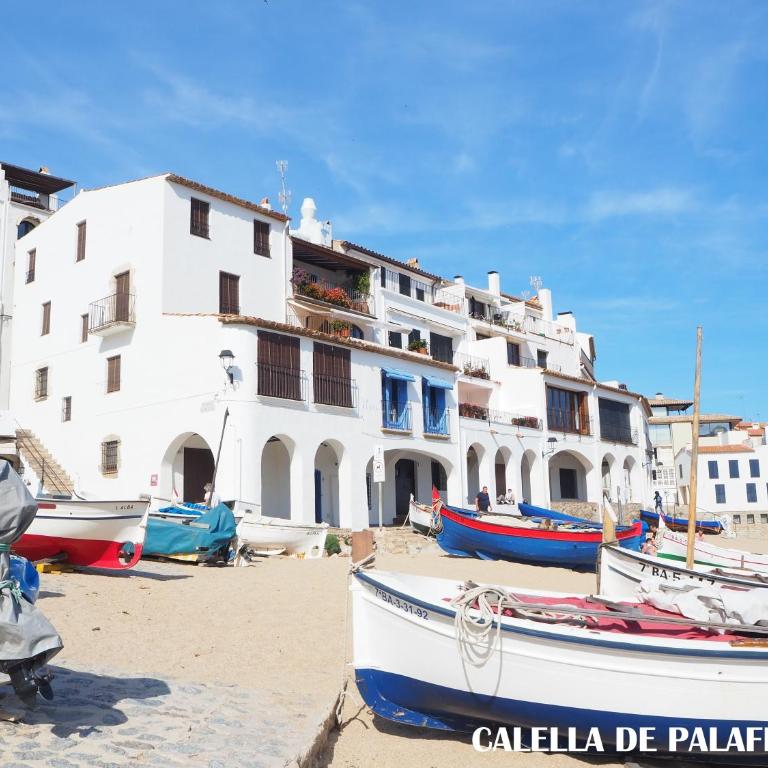 Apartament amb piscina i aparcament - Baixos amb jardinet - Apartamento de 2 dormitorios - 18