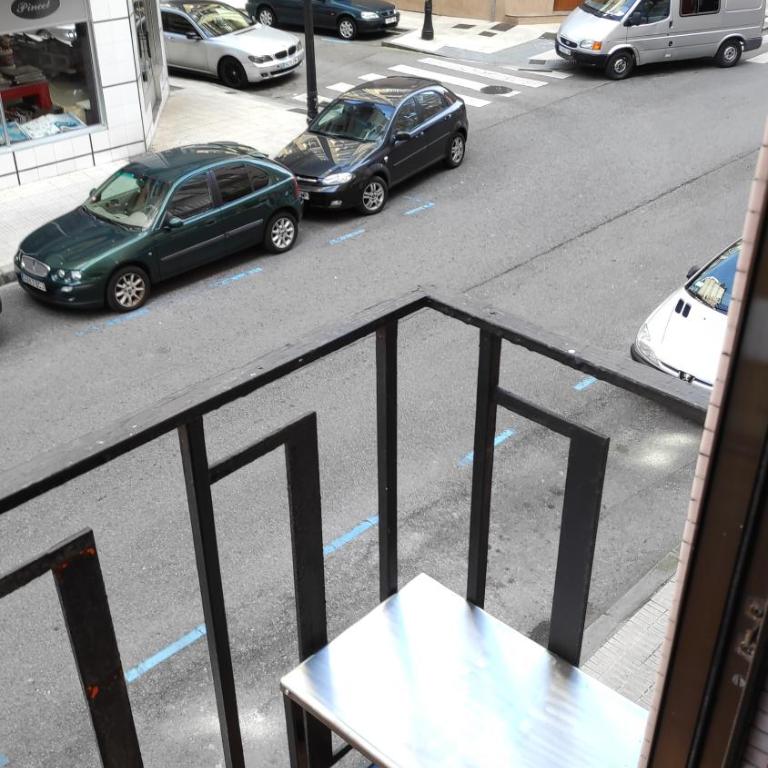 Centro de Gijón a seis minutos de la playa - Apartamento de 3 dormitorios - 16